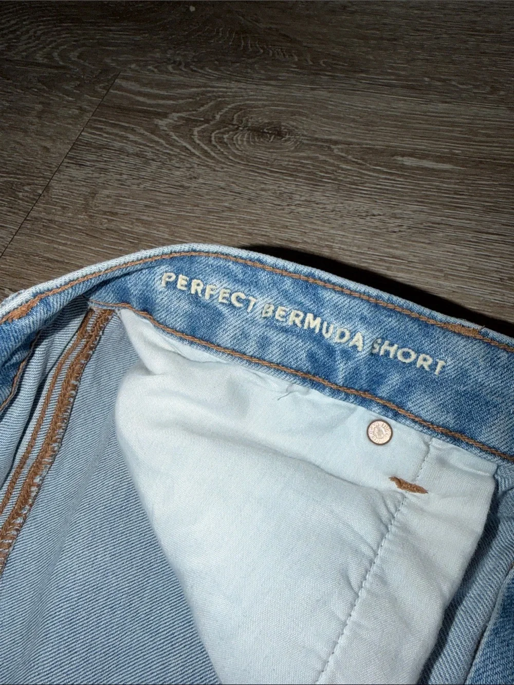 American Eagle Outfitters Light Blue Ripped Denim Bermuda Jean Shorts 12